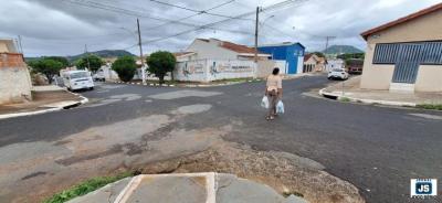 Comunidade do Jardim Novo Horizonte leva demanda de tr�nsito ao governo municipal