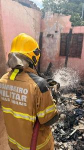 Inc�ndio atinge resid�ncia na zona rural de Cabo Verde