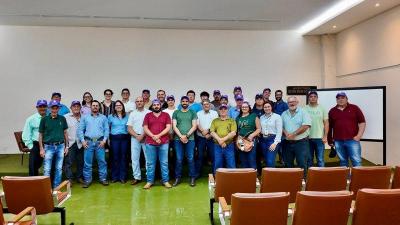 Cooxup� recebe cooperados de Pedregulho pelo Programa Portas Abertas