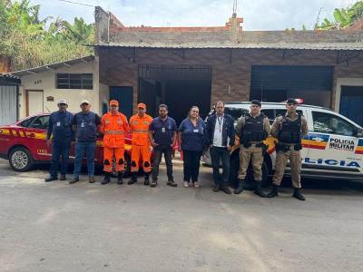 Pol�cia Militar realiza Opera��o Luminis e fiscaliza estabelecimentos em Guaxup�