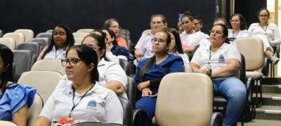Semana da Enfermagem promove capacita��o, integra��o e homenagens a profissionais da sa�de em Guaxup�