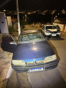 Persegui��o termina com ve�culo apreendido e droga localizada pela Guarda Municipal em Guaxup�