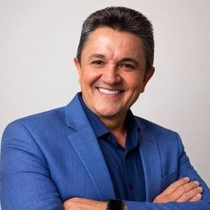Ex-prefeito La�rcio Nogueira amplia articula��es regionais e ganha proje��o pol�tica no Sul de Minas