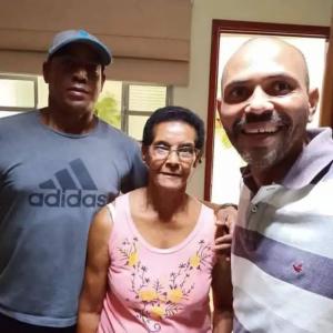 Hoje � anivers�rio do l�der comunit�rio Marcelo Peix�o, do projeto social Ex�rcito do Bem