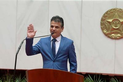 Deputado Luizinho viabiliza constru��es de casas pr�prias urbanas e rurais a cidades do Sul de Minas 