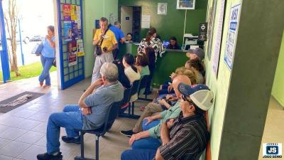Continua em Guaxup� a atualiza��o do Cart�o do SUS para melhoria dos servi�os 