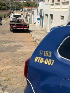 GCM det�m motociclista sem capacete ap�s fuga e dire��o perigosa em Guaxup�
