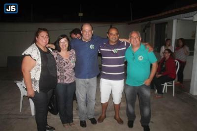Jarbinhas e Dr. Heber obtêm apoio de moradores do Planalto em reunião organizada por Léo Moraes
