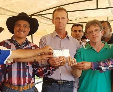 Cafeicultor de Nova Resende doa R$ 100 mil ao Hospital do Cncer